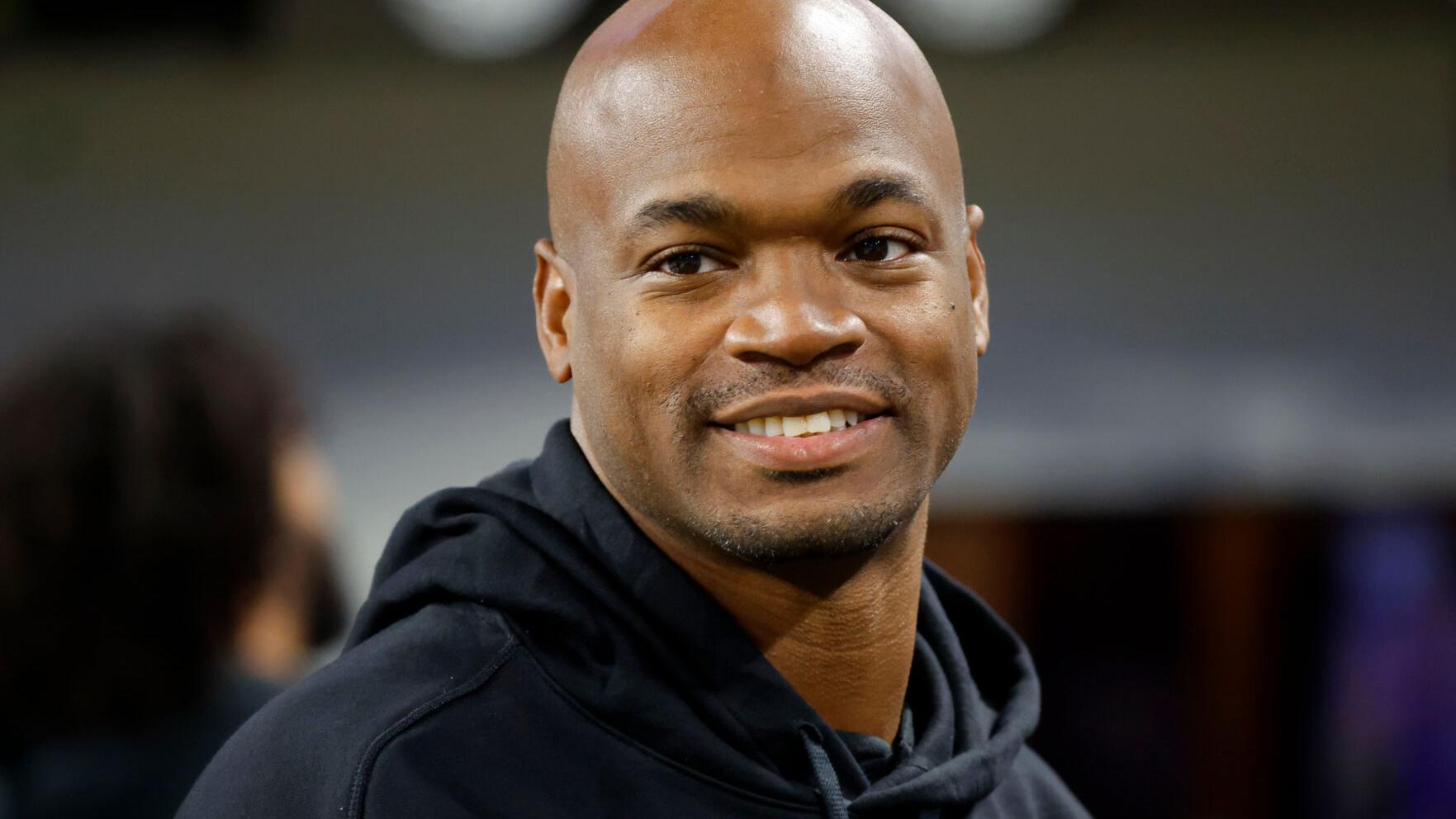 Affidavit: Former NFL star Adrian Peterson was asleep in SUV before DWI arrest in Texas